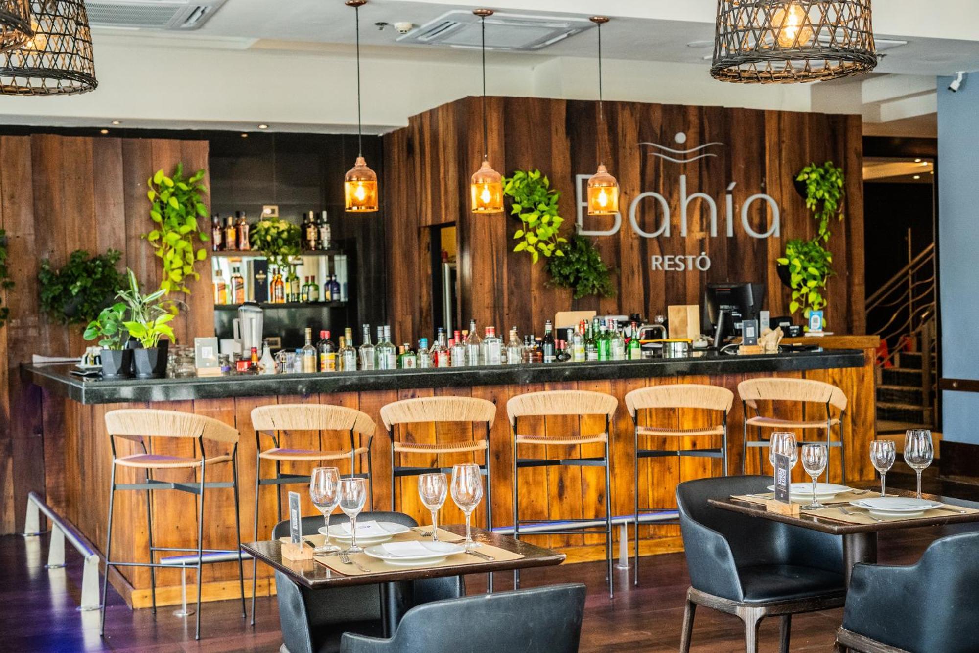 Wyndham Nordelta Tigre - Buenos Aires Hotel Exterior photo Bahía Resto
