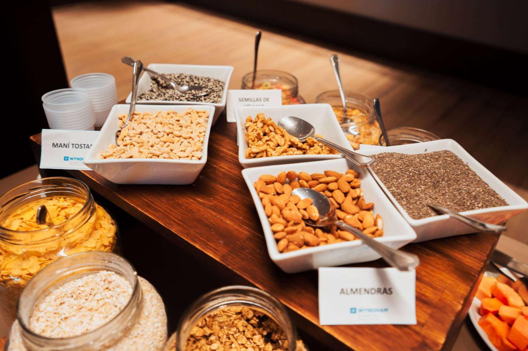 Wyndham Nordelta Tigre - Buenos Aires Hotel Exterior photo Nuts and seeds at a buffet