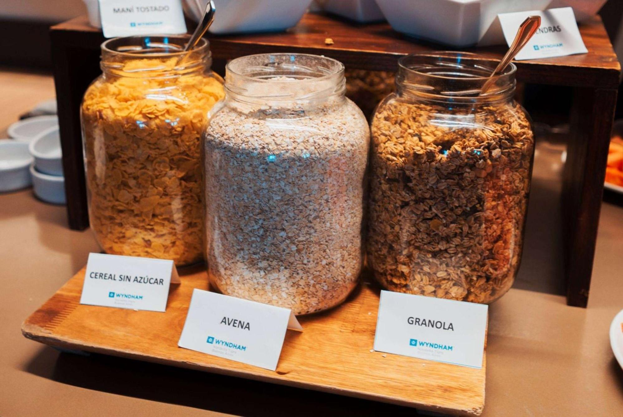 Wyndham Nordelta Tigre - Buenos Aires Hotel Exterior photo Granola, oatmeal and cornflakes